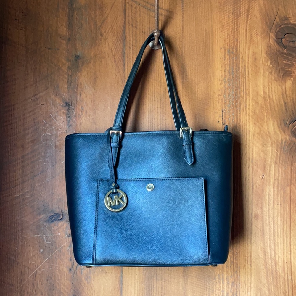 Michael Kors Jet Set Tote